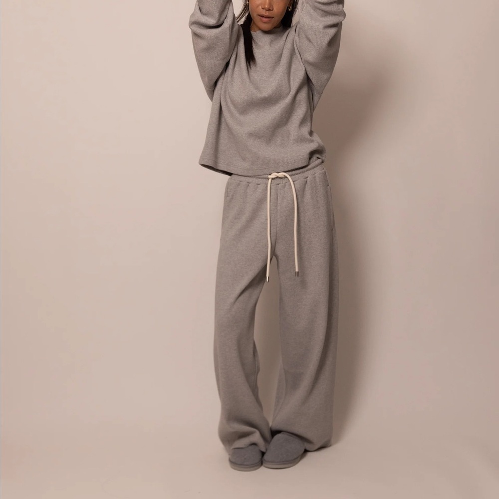 Drew Basics waffle sweater pants